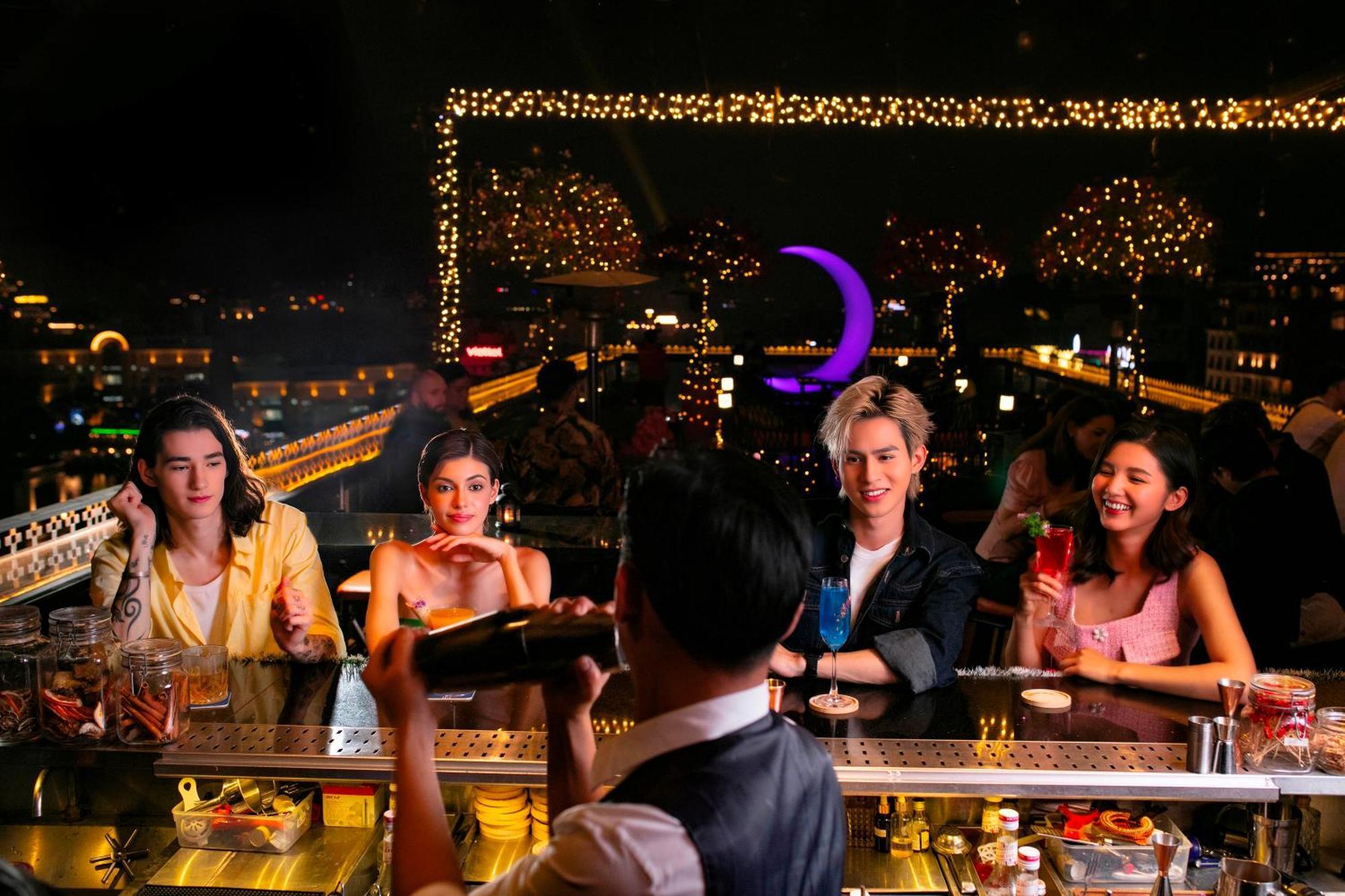 Aurora Premium - A Lifestyle Hotel Hanoi Luaran gambar