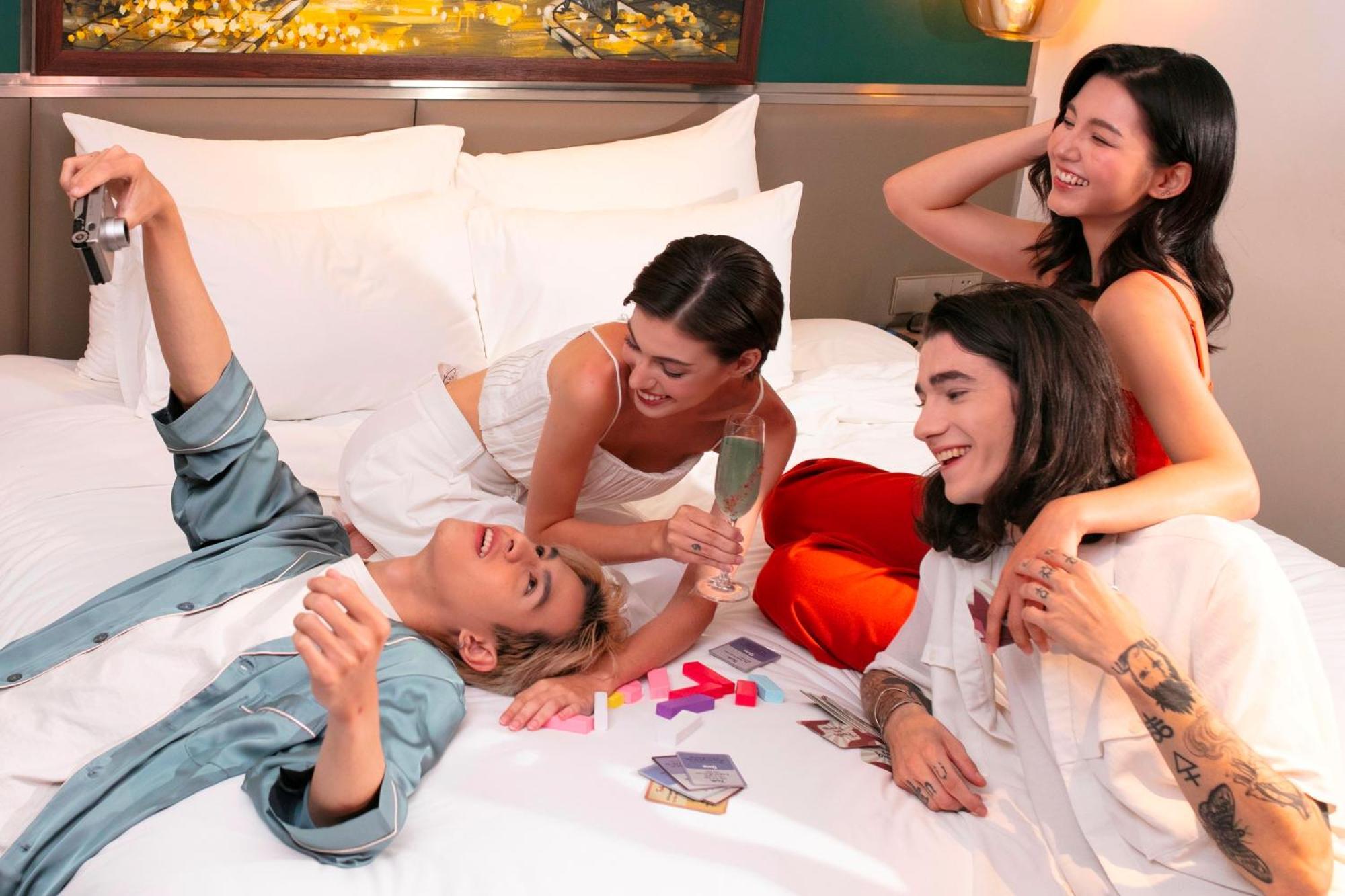 Aurora Premium - A Lifestyle Hotel Hanoi Luaran gambar