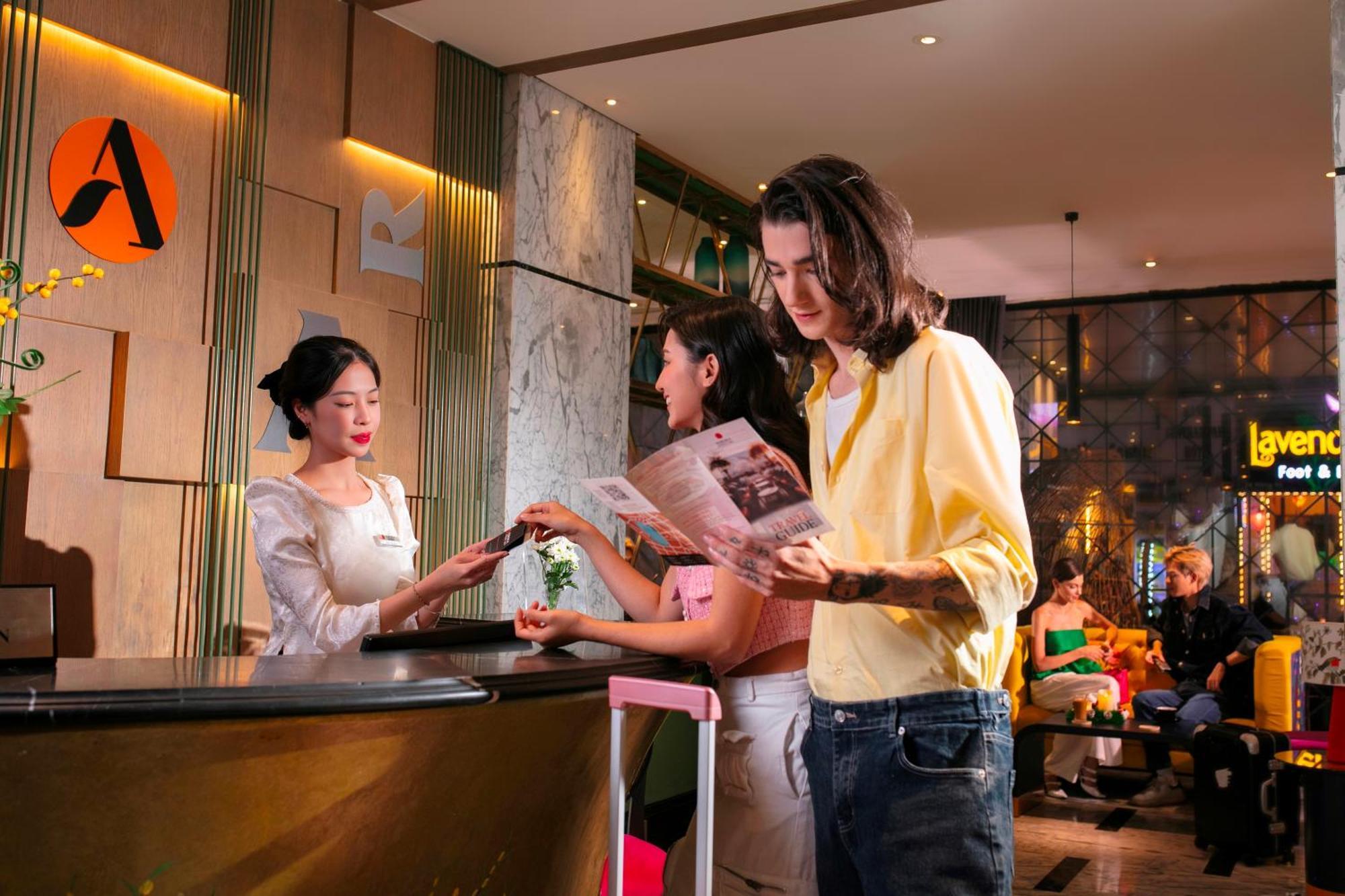 Aurora Premium - A Lifestyle Hotel Hanoi Luaran gambar