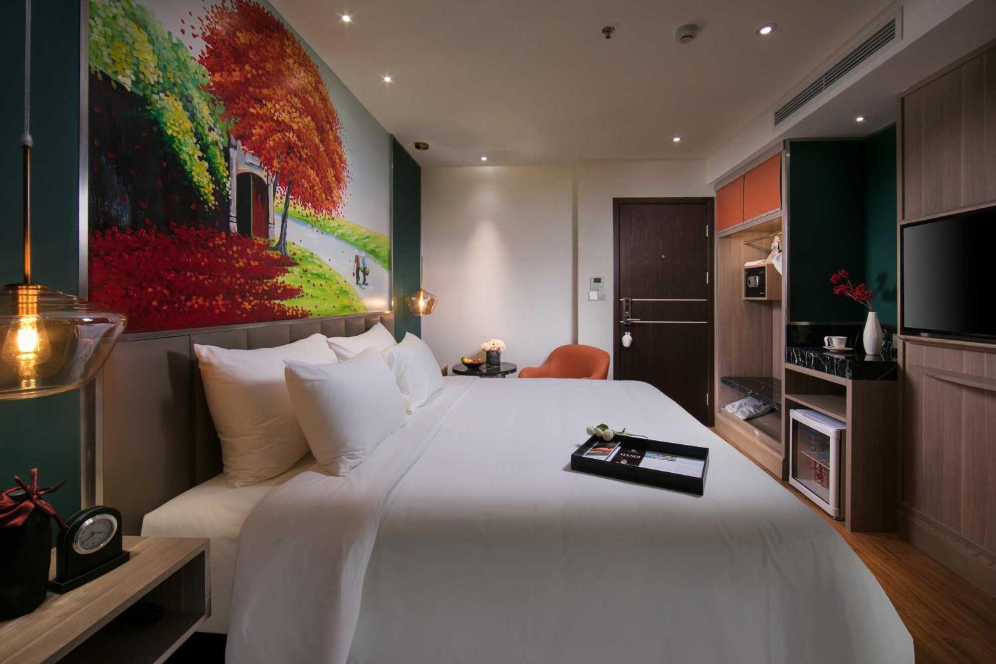 Aurora Premium - A Lifestyle Hotel Hanoi Luaran gambar