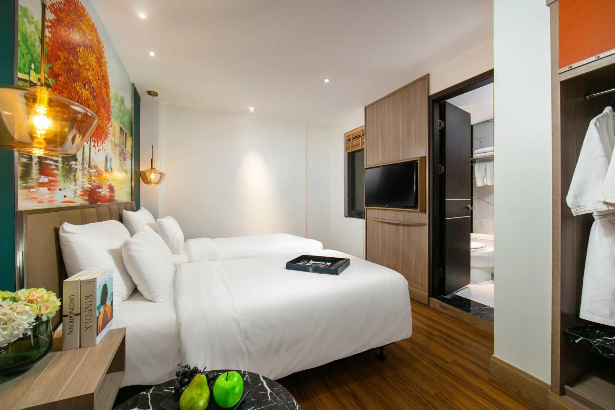 Aurora Premium - A Lifestyle Hotel Hanoi Luaran gambar